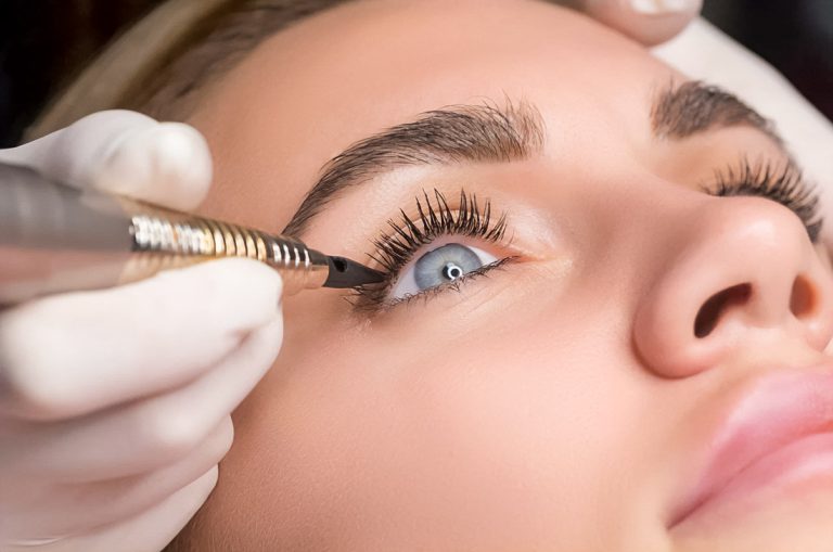 How Semi-Permanent Makeup in Dubai Combines Tradition and Modern Beauty Trends