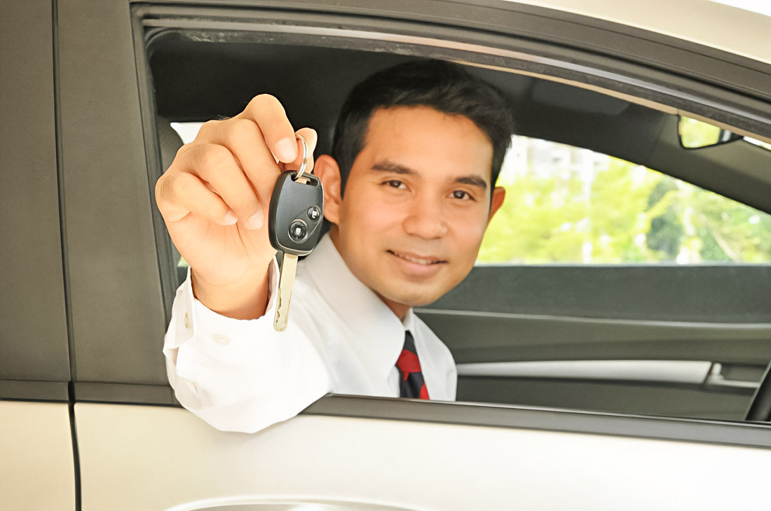 Ramadan Hospitality Runs: Visiting Family Nightly Without Becoming the Family Chauffeur